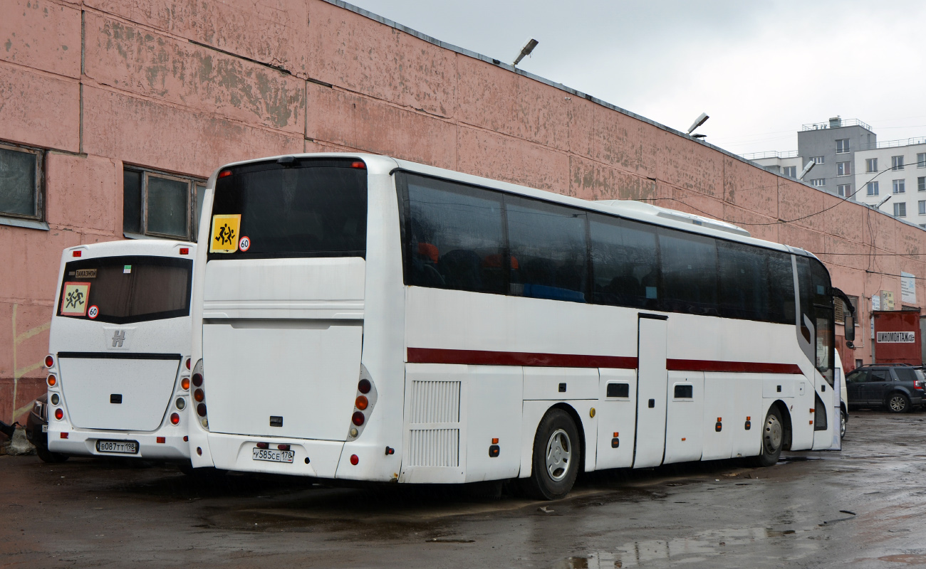 Санкт-Петербург, Zhong Tong LCK6127H ComPass № У 585 СЕ 178