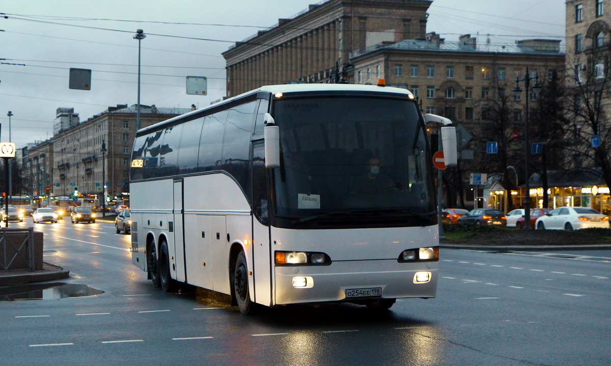 Sankt Petersburg, Carrus Star 602 Nr О 254 ЕЕ 198