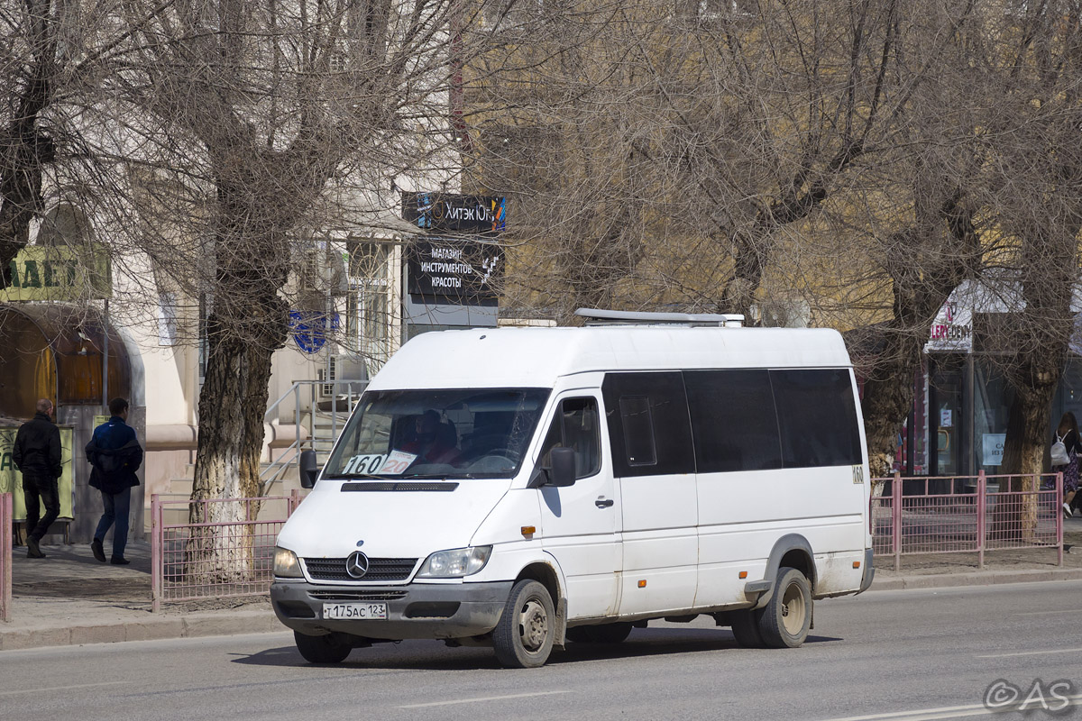 Волгоградская область, Самотлор-НН-323770 (MB Sprinter 411CDI) № Т 175 АС 123