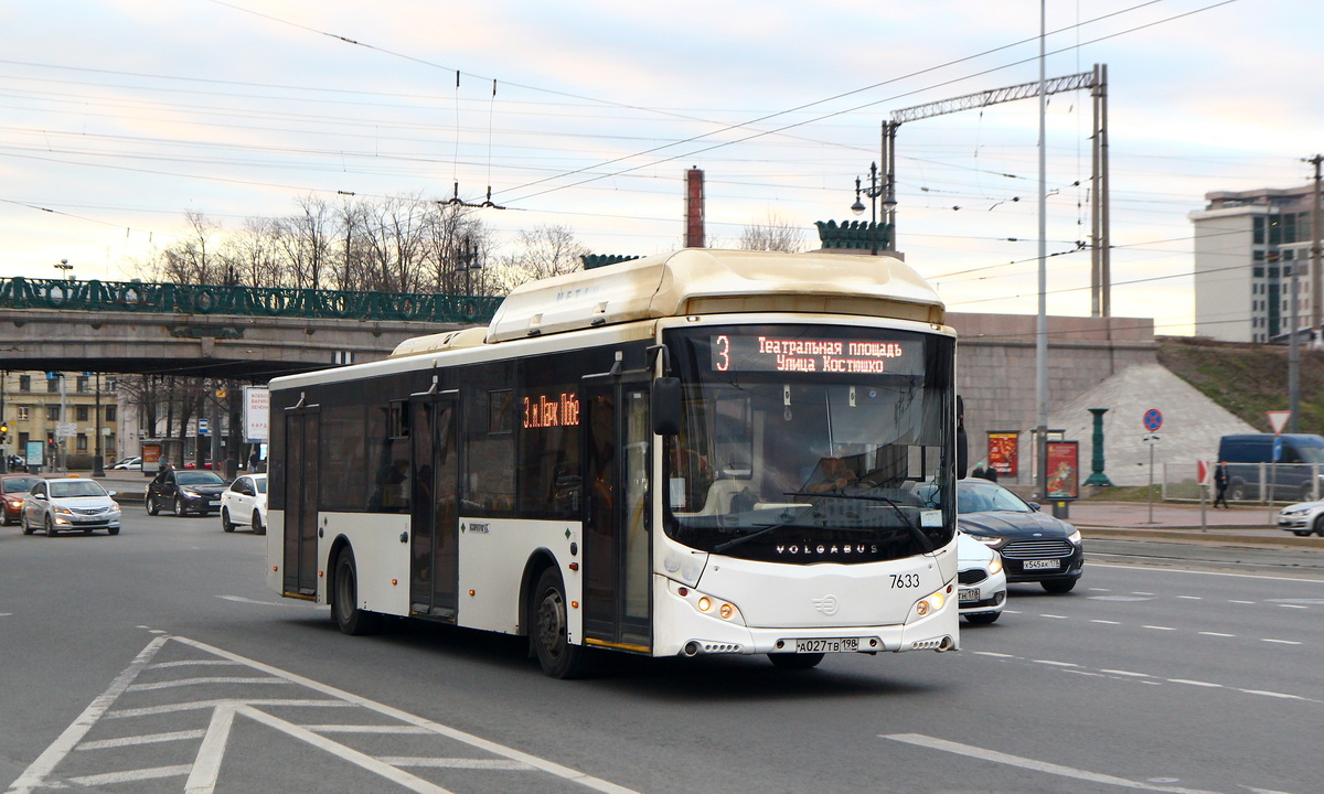 Sankt Petersburg, Volgabus-5270.G0 Nr. 7633