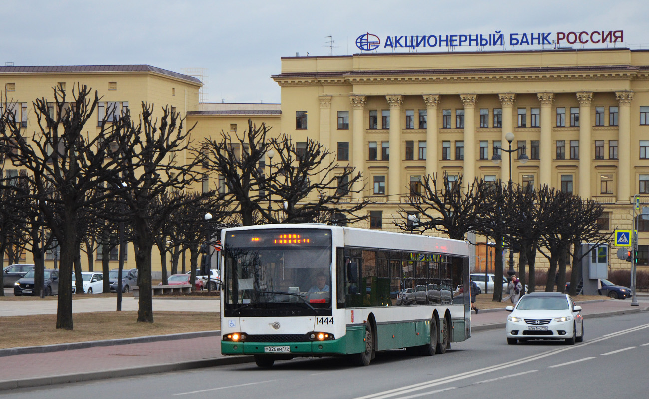 Санкт-Петербург, Волжанин-6270.06 