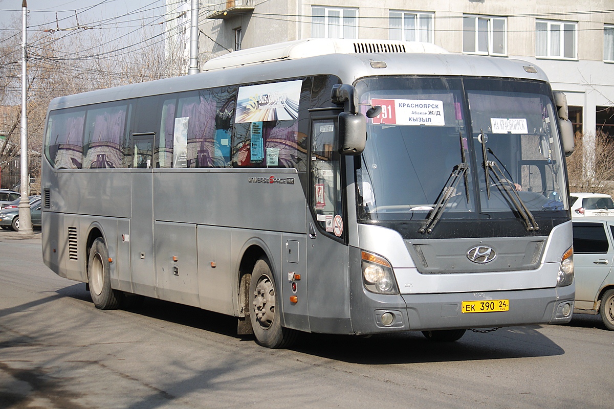 Красноярский край, Hyundai Universe Space Luxury № ЕК 390 24