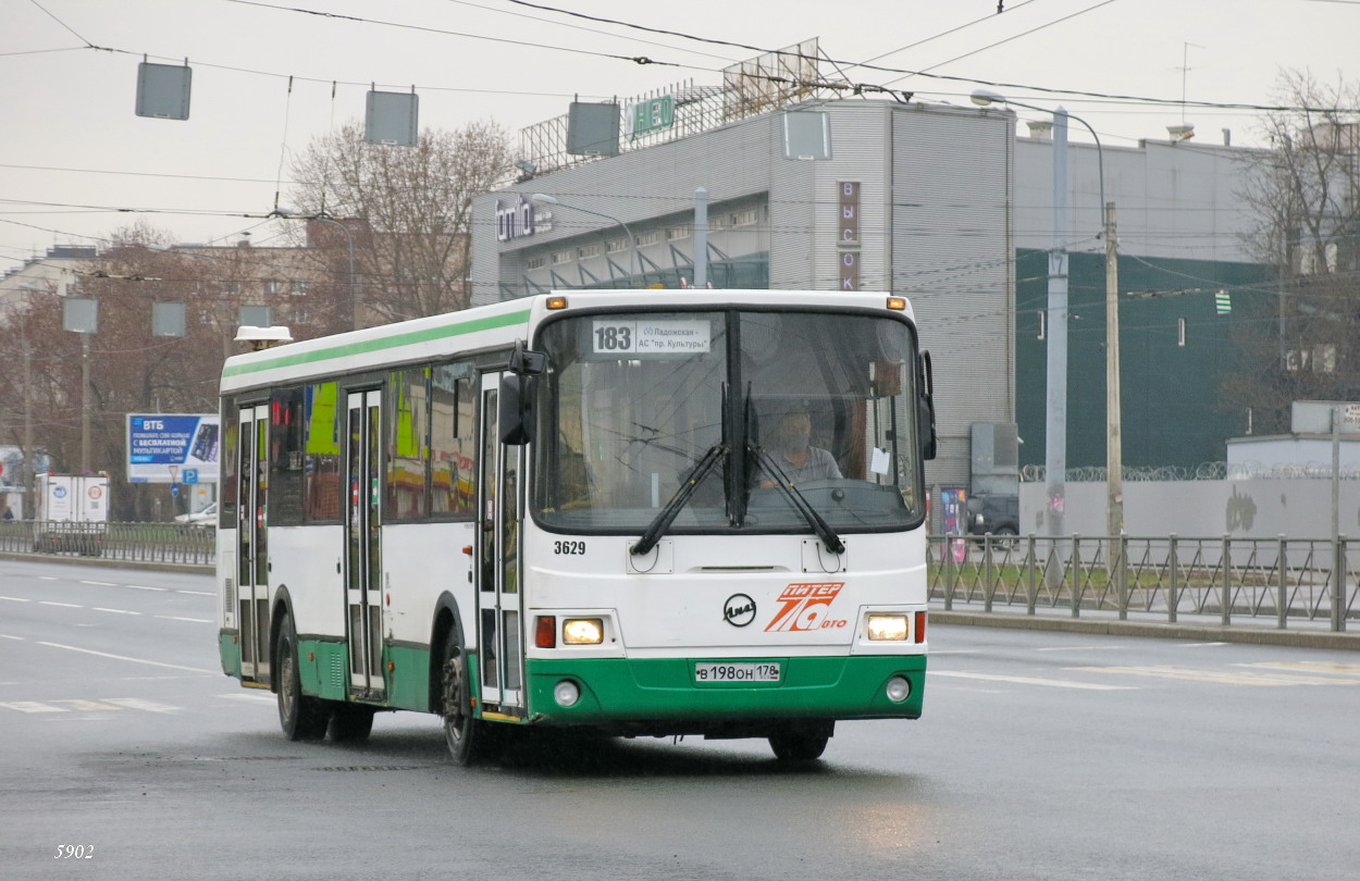Petrohrad, LiAZ-5293.60 č. 3629