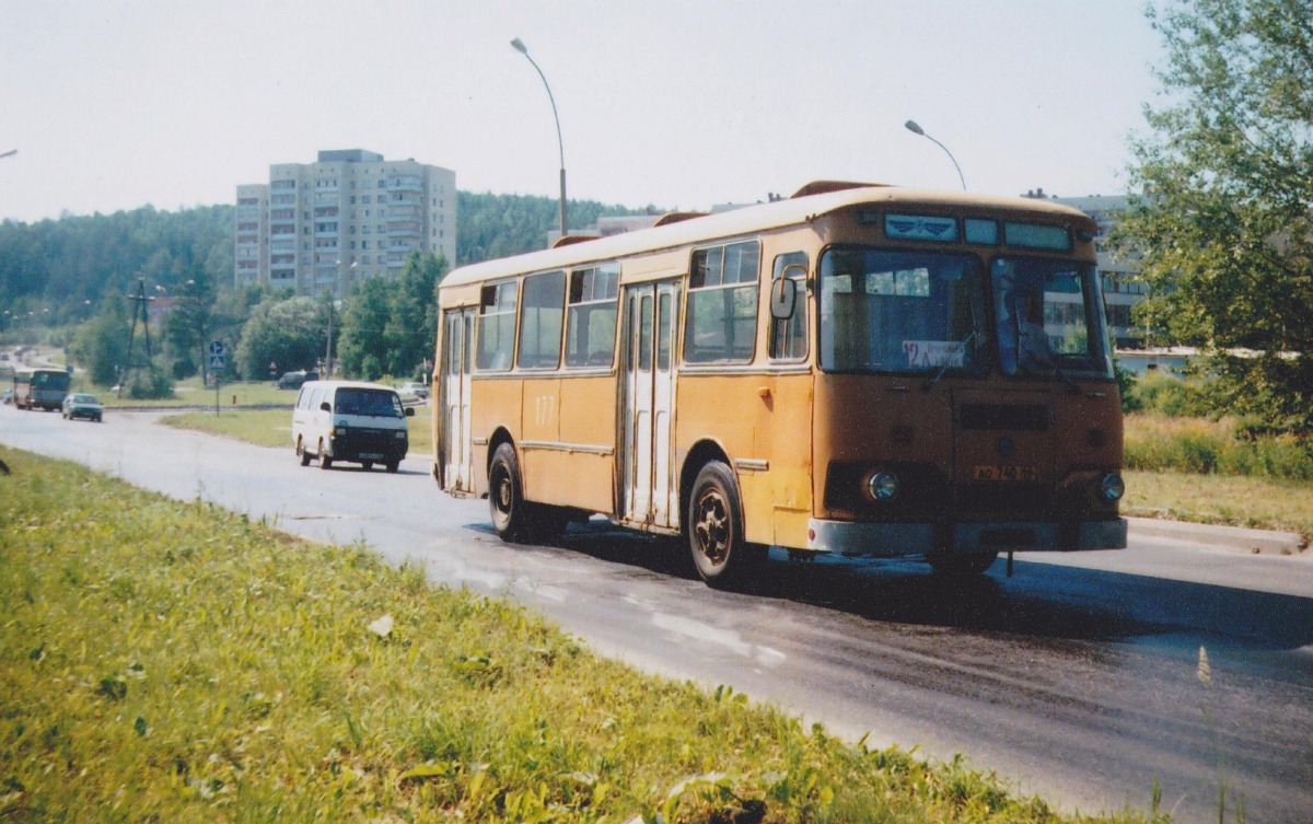 Свердловская область, ЛиАЗ-677М № 177