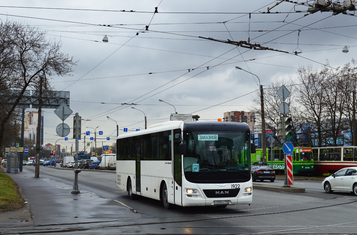 Санкт-Петербург, MAN R60 Lion's Intercity ÜL290 № 1922