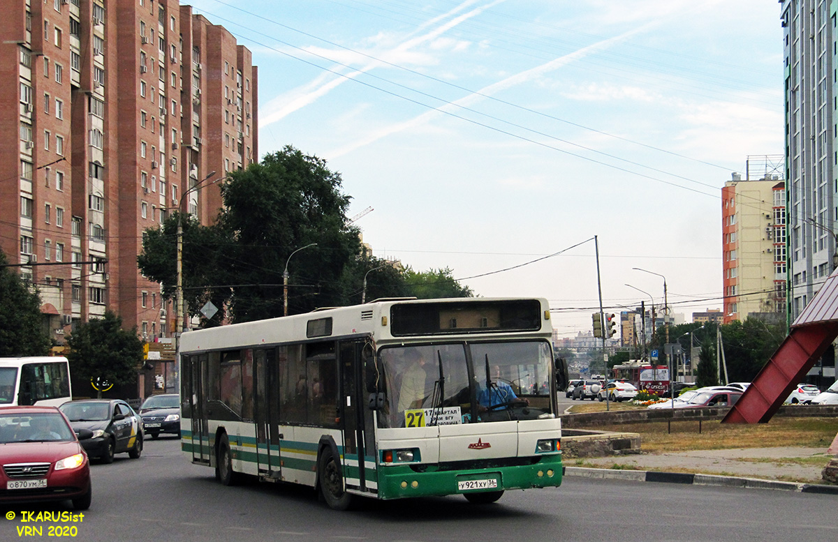 Воронежская область, МАЗ-103.060 № У 921 ХУ 36