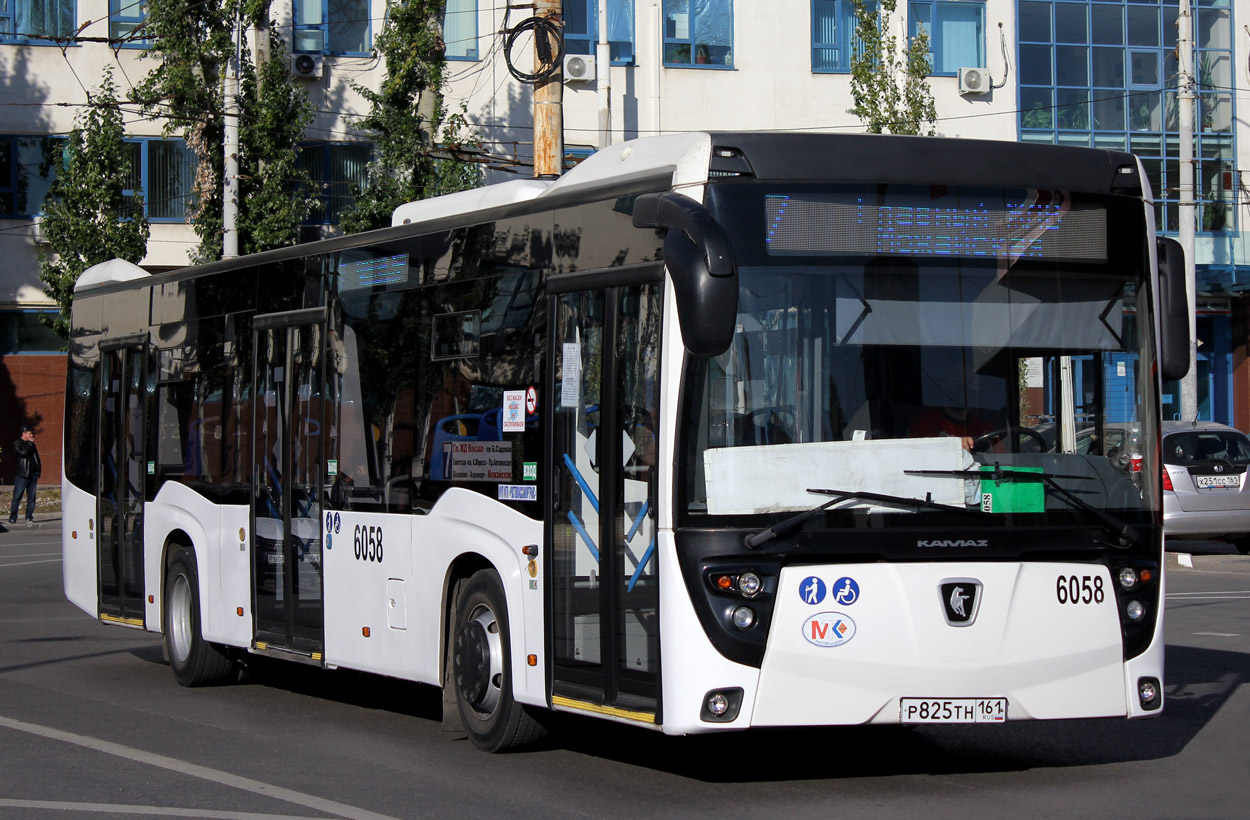 Ростовская область, НефАЗ-5299-40-52 № 6058 Ростовская область, НефАЗ-5299-40-52 № 6058