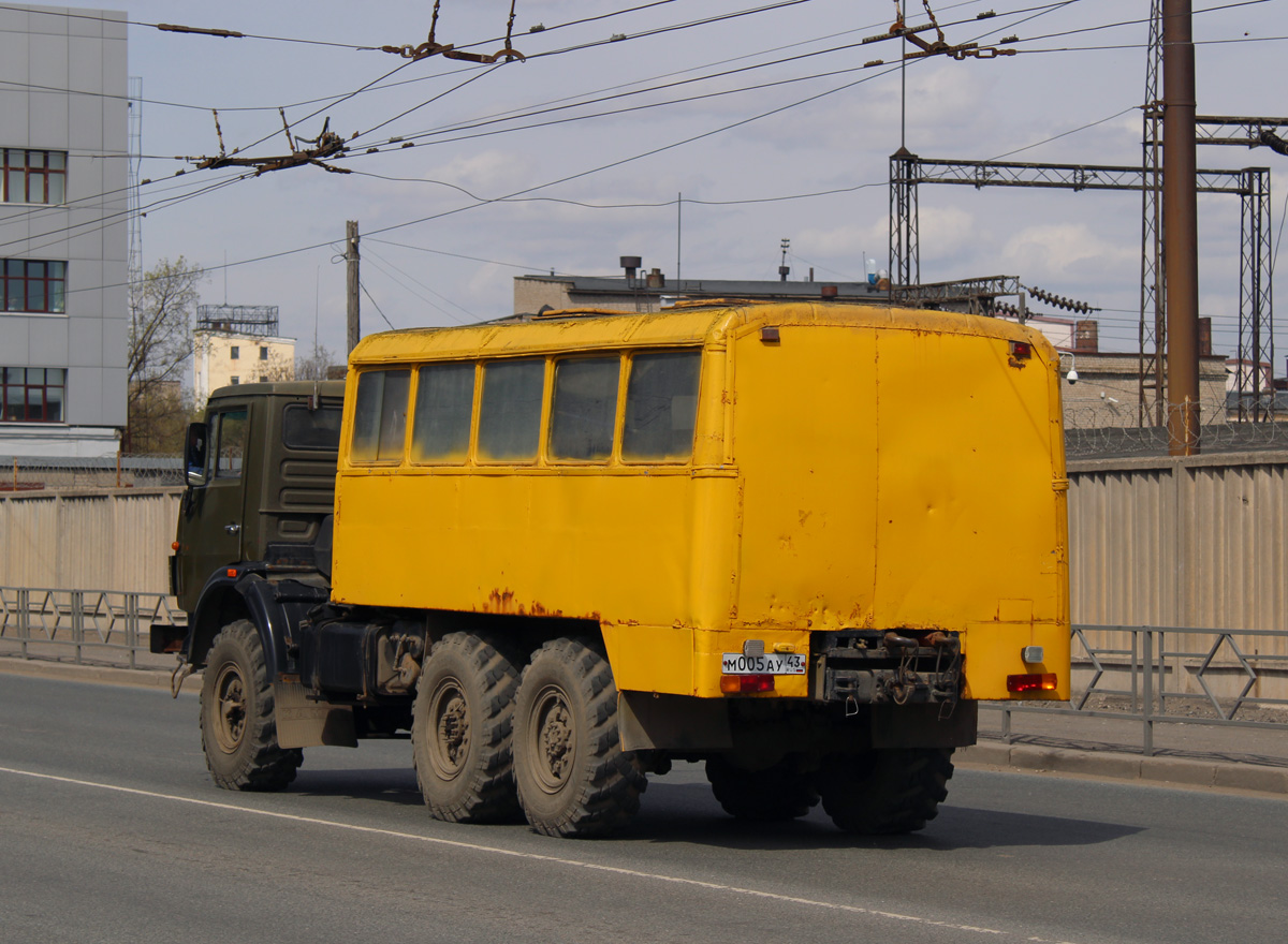 Кировская область, НЗАС-49511 (КамАЗ-43101) № М 005 АУ 43