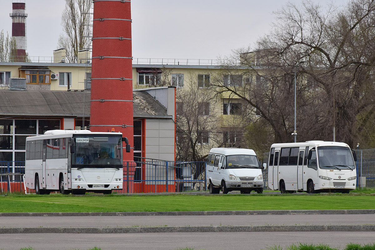 Волгоградская область, ГолАЗ-525110-10 "Вояж" № В 028 АУ 134; Волгоградская область, ГАЗ-322173 (XTH, X96) № Р 212 ХС 34; Волгоградская область, Real № А 817 ЕВ 34