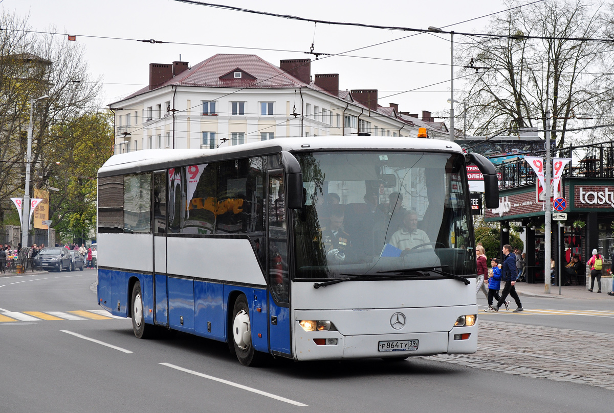 Калининградская область, Mercedes-Benz O560 Intouro RH № Р 864 ТУ 39