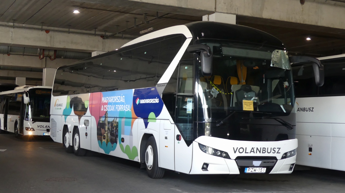 Венгрия, Neoplan P22 N2216/3SHDL Tourliner L № PZW-151