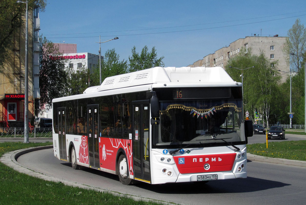 Пермский край, ЛиАЗ-5292.67 (CNG) № Н 583 МХ 159