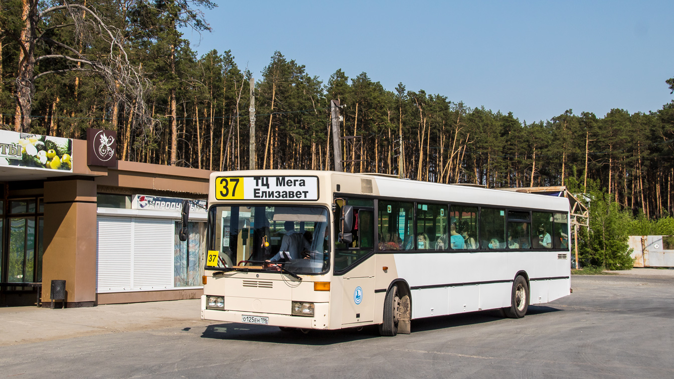 Свердловская область, Mercedes-Benz O405N № О 125 ЕН 196