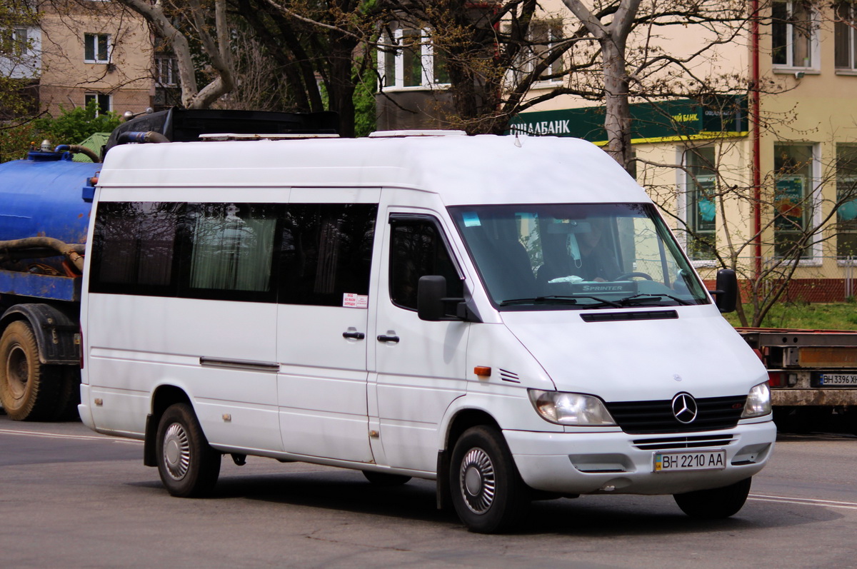 Одесская область, Mercedes-Benz Sprinter W903 311CDI № BH 2210 AA