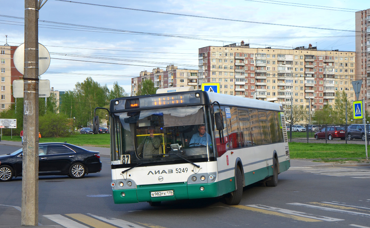 Санкт-Пецярбург, ЛиАЗ-5292.60 № 5249