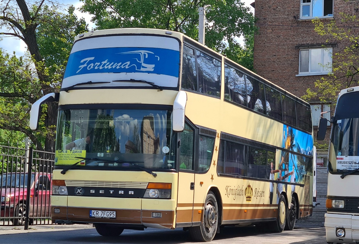 Польша, Setra S328DT № KR 7FG95