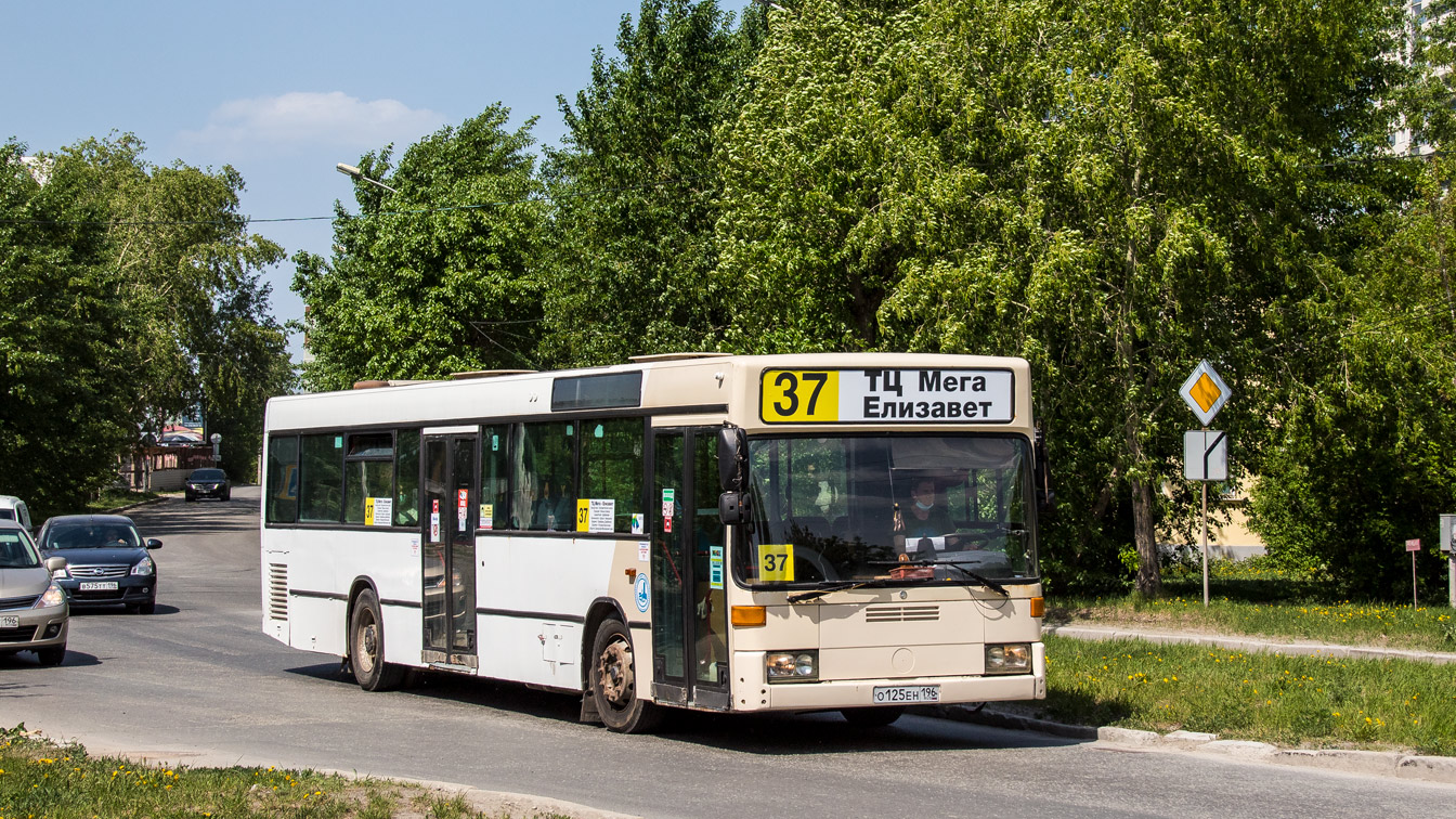 Свердловская область, Mercedes-Benz O405N № О 125 ЕН 196