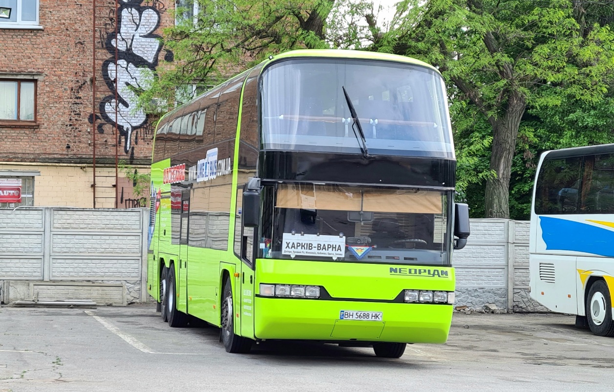 Одесская область, Neoplan N122/3 Skyliner № BH 5688 HK