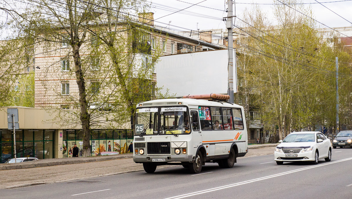 Томская область, ПАЗ-32054 № Е 596 УО 70