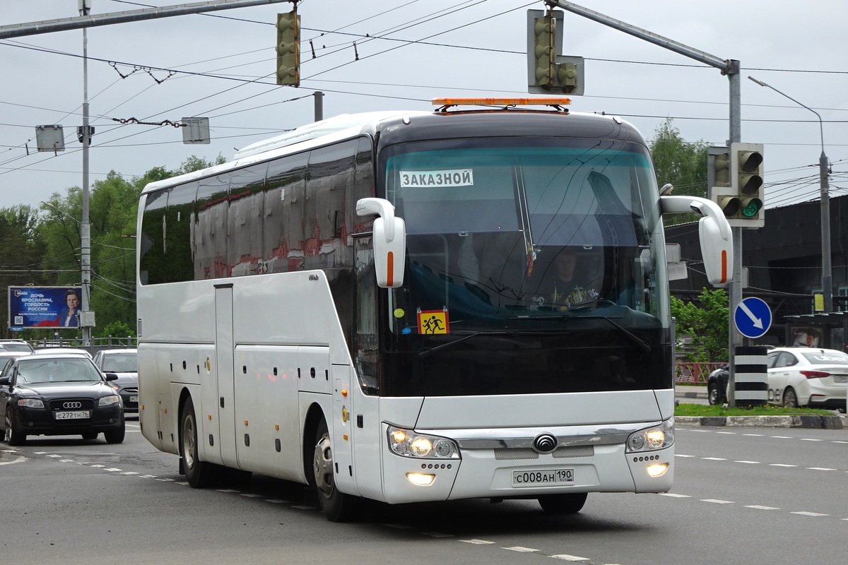 Маскоўская вобласць, Yutong ZK6122H9 № С 008 АН 190