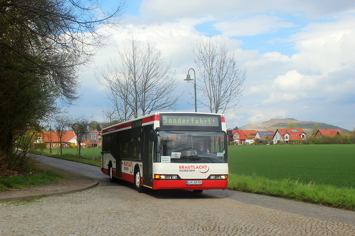 Северный Рейн-Вестфалия, Neoplan N4016NF № LIP-DX 700; Нижняя Саксония — Bustreffen Wehmingen Hannoversches Straßenbahnmuseum 17.04.2016