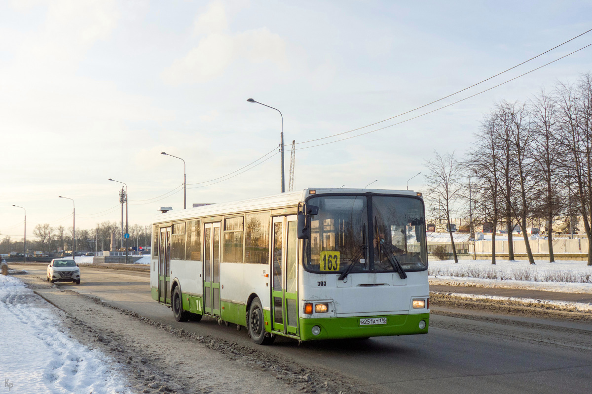 Санкт-Петербург, ЛиАЗ-5293.53 № 303