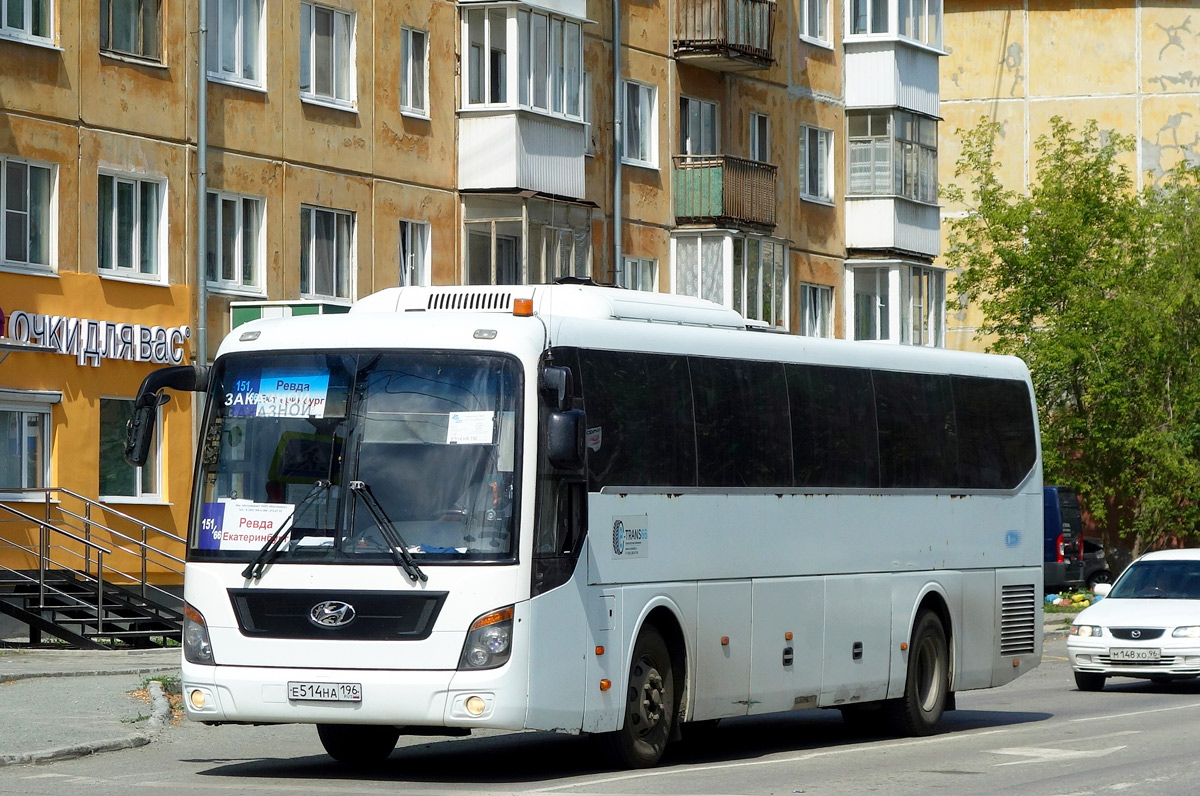 Свердловская область, Hyundai Universe Space Luxury № Е 514 НА 196