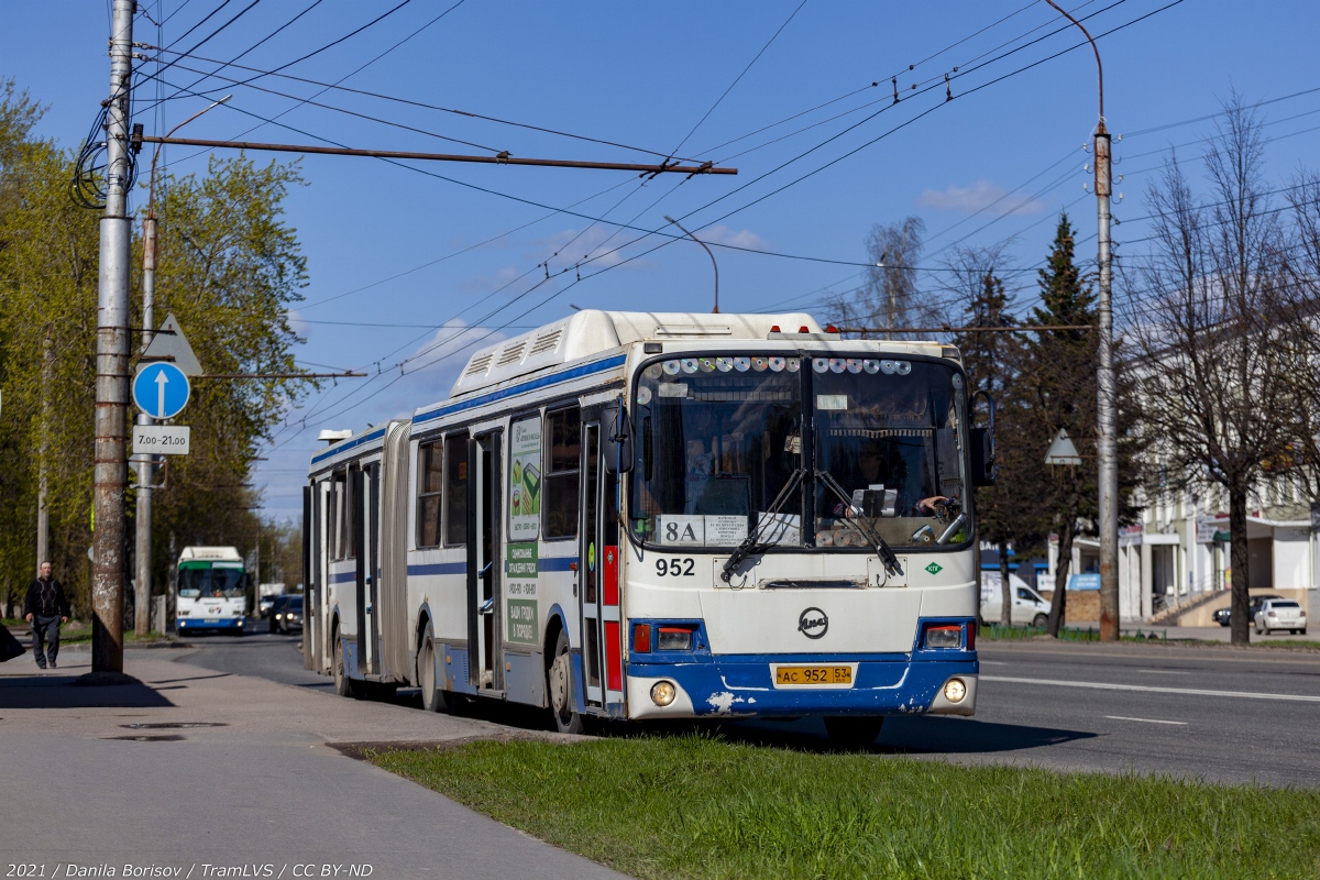 Новгородская область, ЛиАЗ-6212.70 № 952