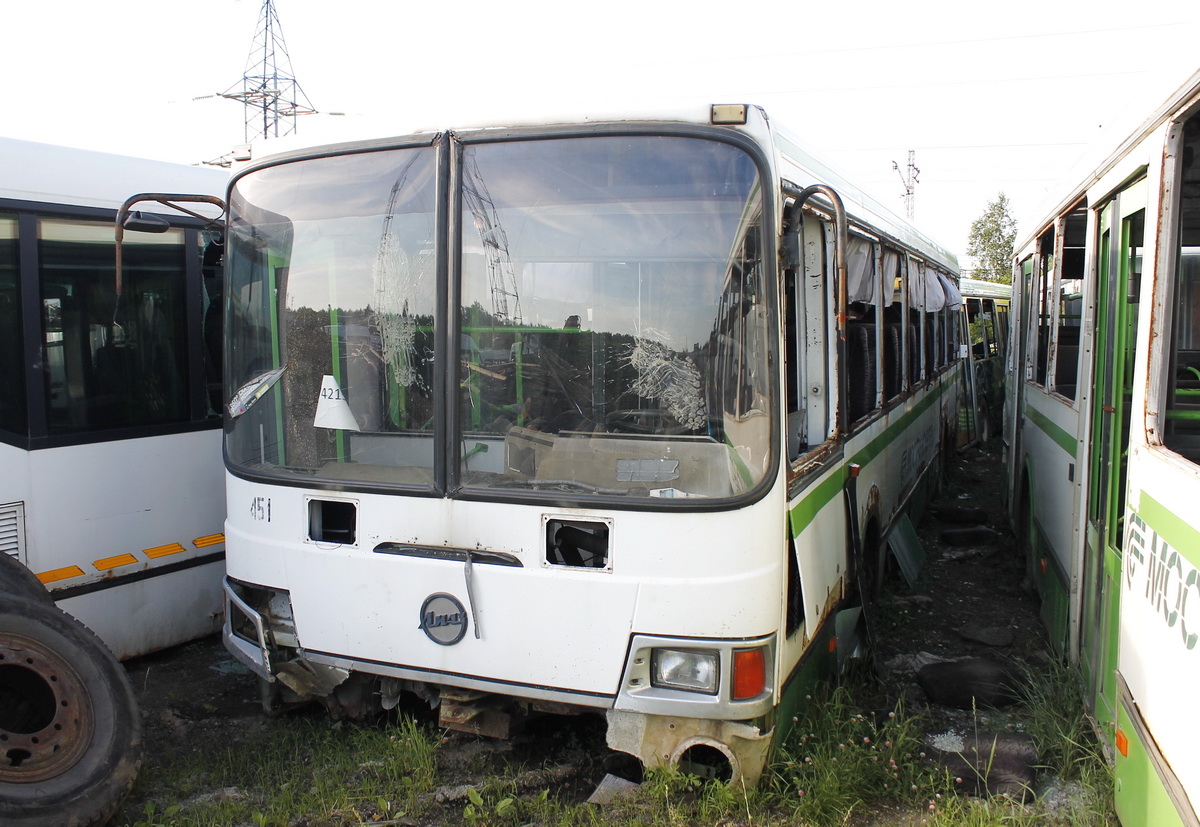 Obwód moskiewski, LiAZ-5256.25-11 Nr 451