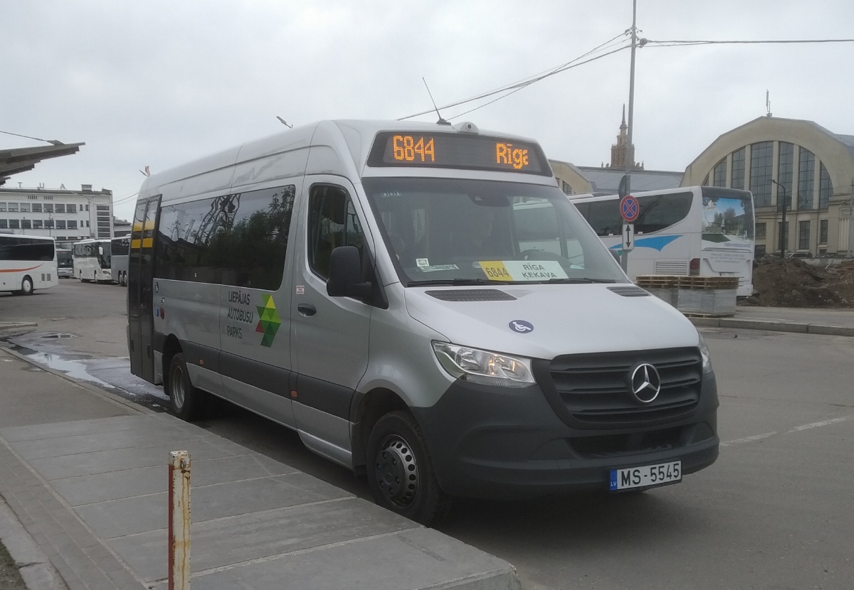 Латвия, Mercedes-Benz Sprinter W907 № 909