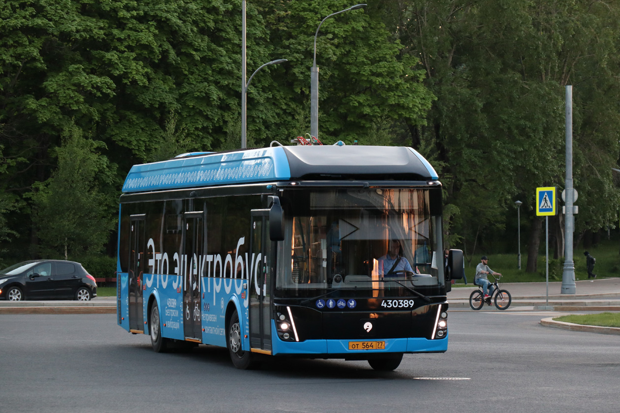 Moskau, LiAZ-6274 Nr. 430389