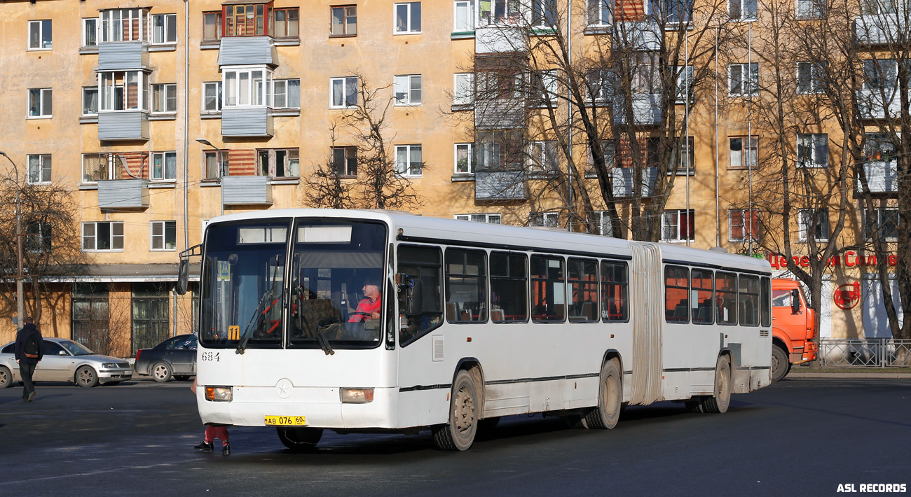 Псковская область, Mercedes-Benz O345G № 684