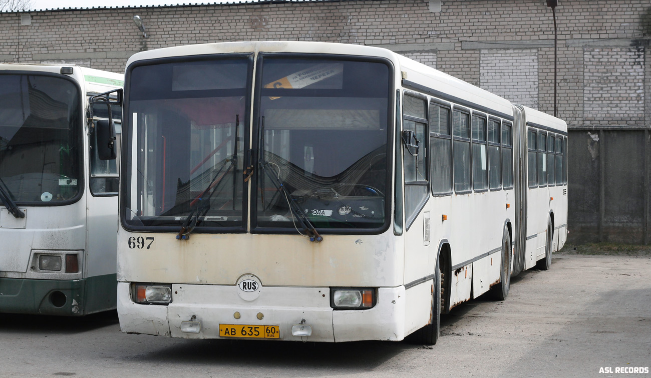 Псковская область, Mercedes-Benz O345G № 697