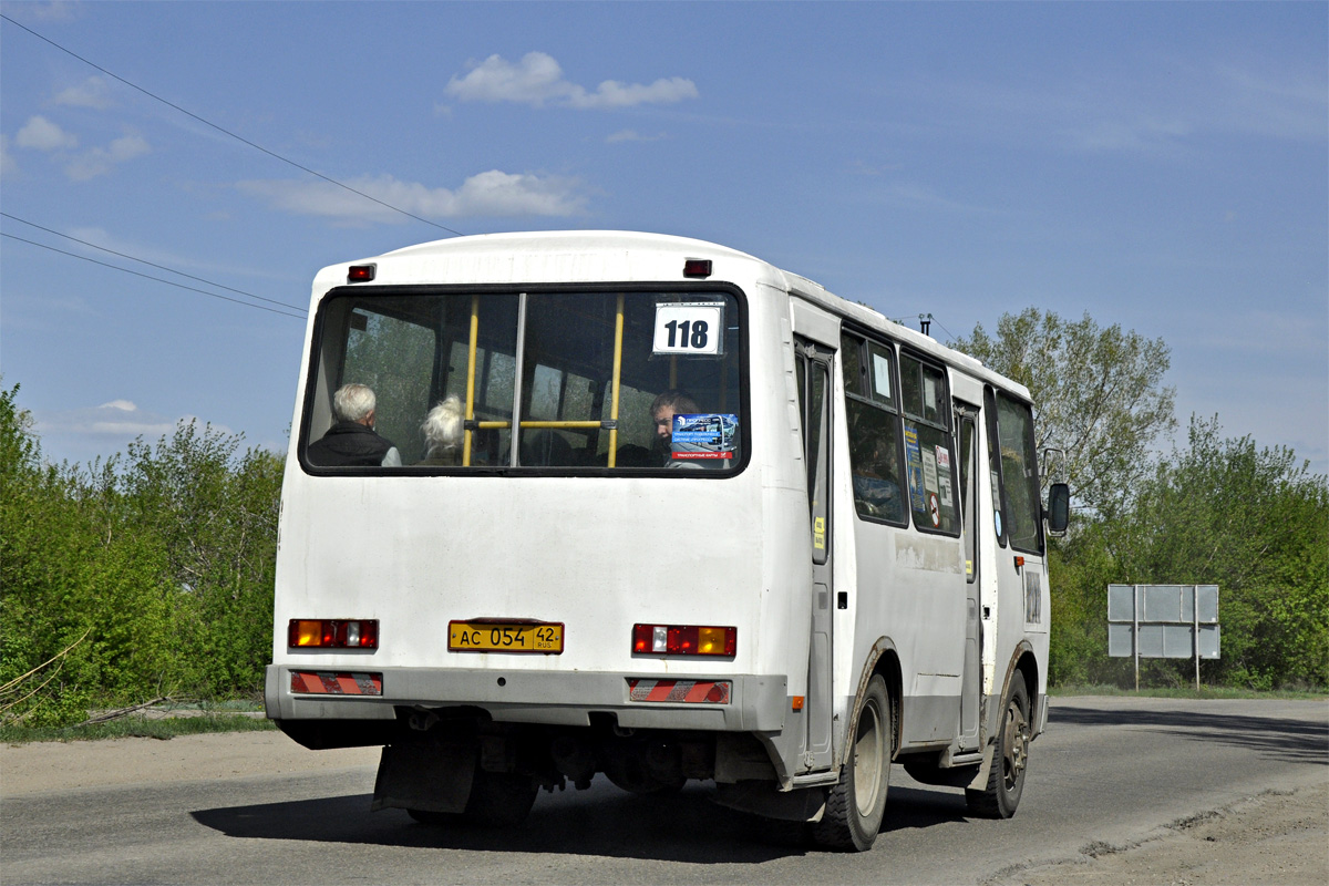 Алтайский край, ПАЗ-32054-07 № АС 054 42