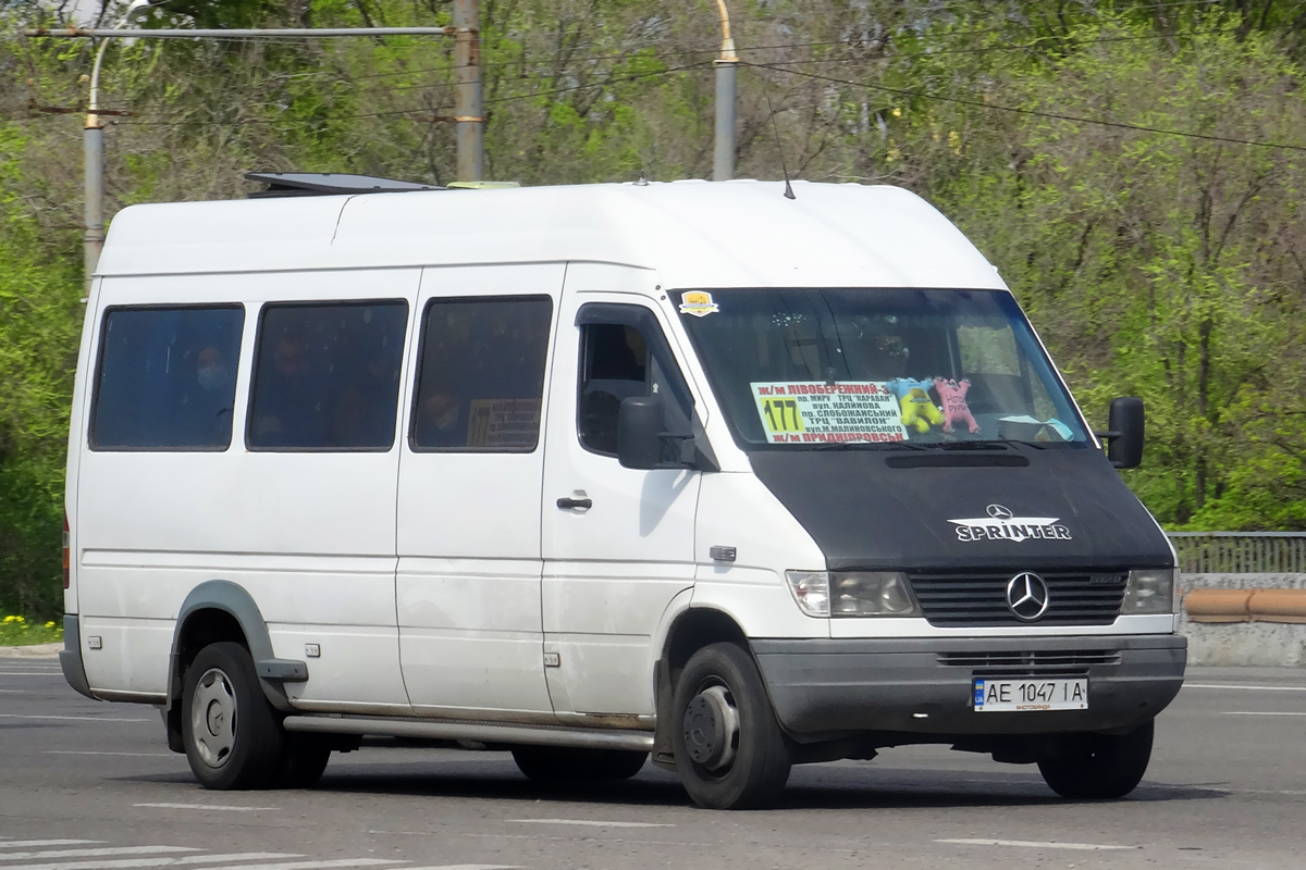 Днепропетровская область, Mercedes-Benz Sprinter W904 412D № AE 1047 IA