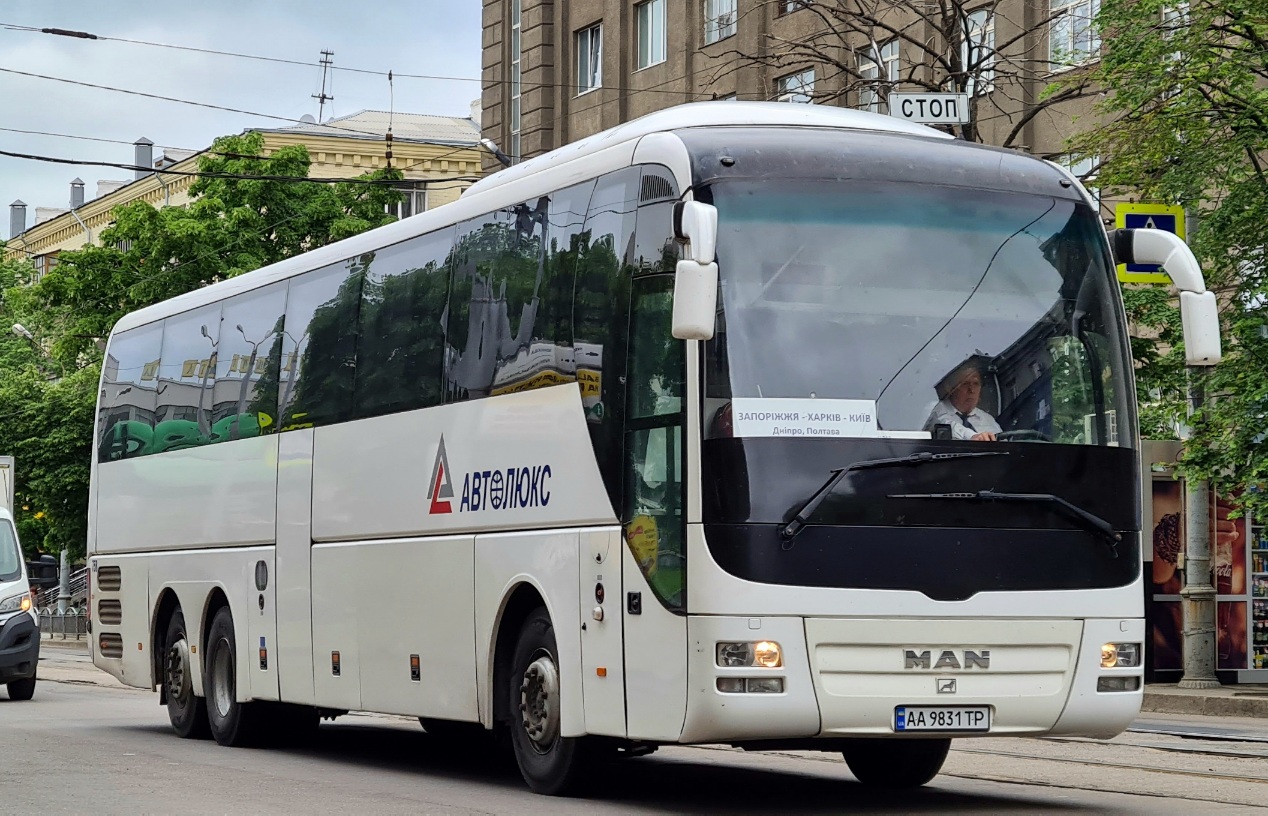 Киев, MAN R08 Lion's Coach L RHC444 L № 758