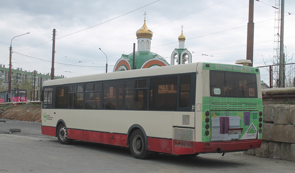 Челябинская область, ЛиАЗ-5256.53 № 228