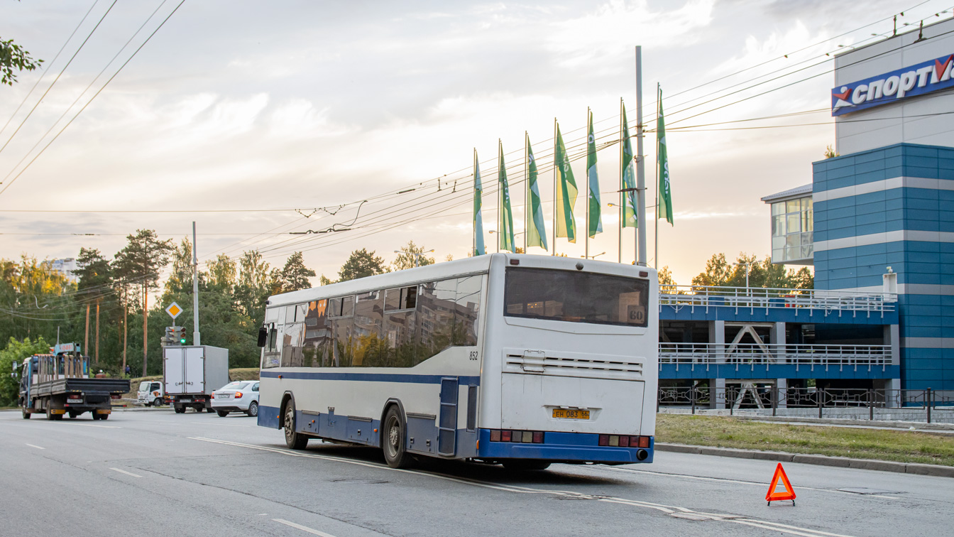 Sverdlovsk region, NefAZ-5299-20-32 č. 852