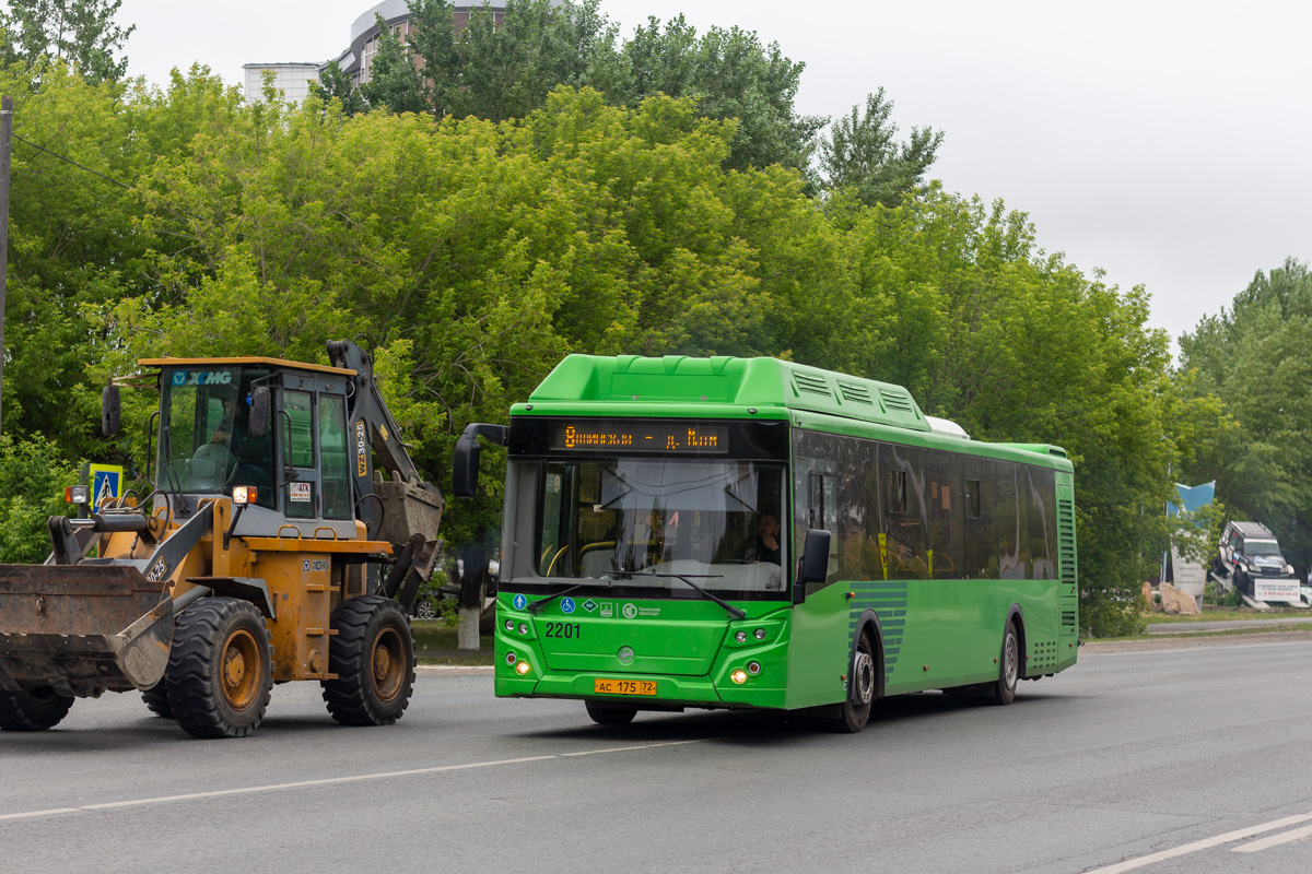 Тюменская область, ЛиАЗ-5292.67 (CNG) № 2201