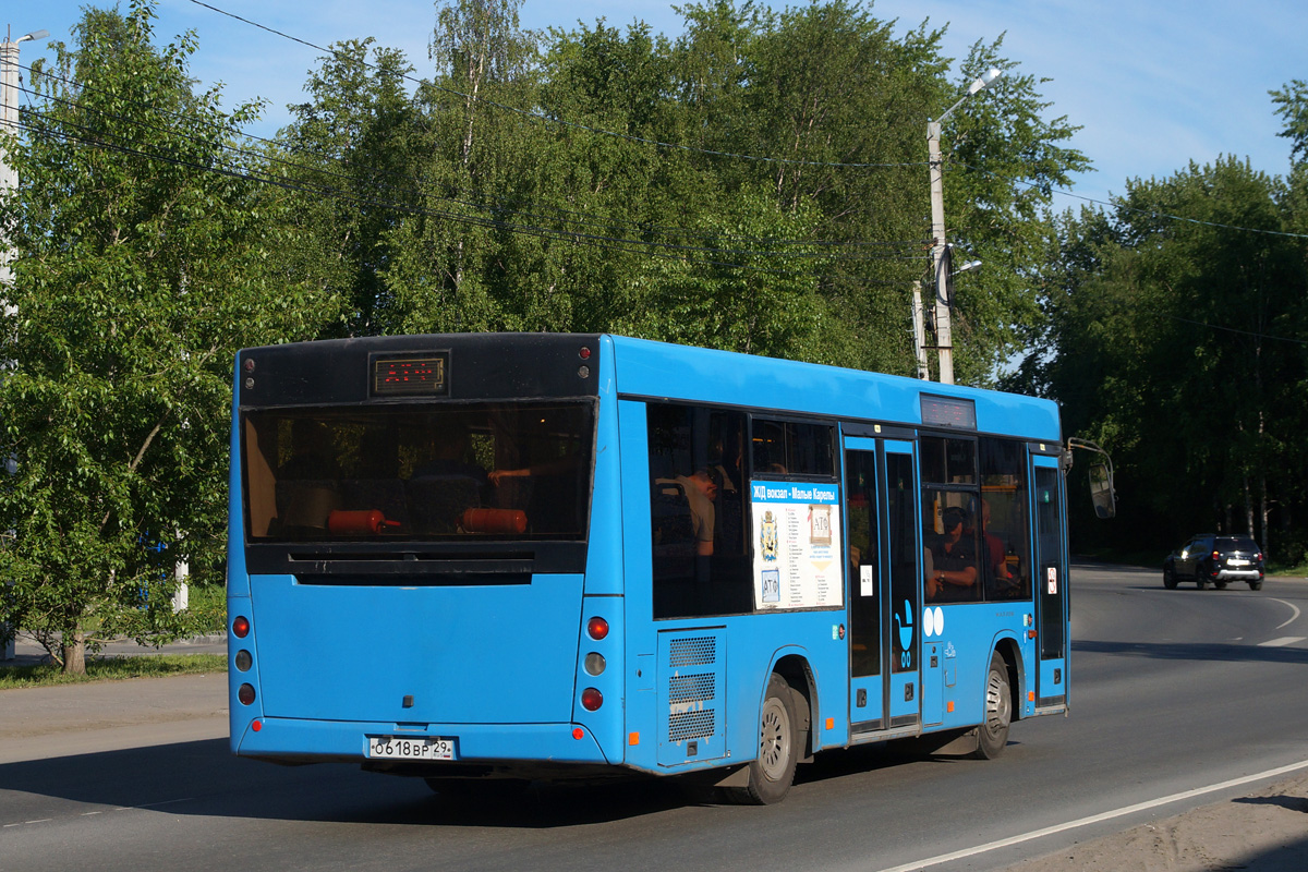 Архангельская область, МАЗ-226.085 № О 618 ВР 29