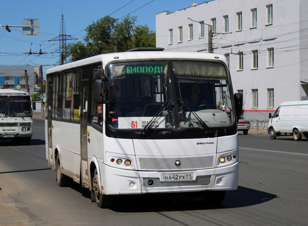 Кировская область, ПАЗ-320412-04 "Вектор" № Н 642 РХ 69