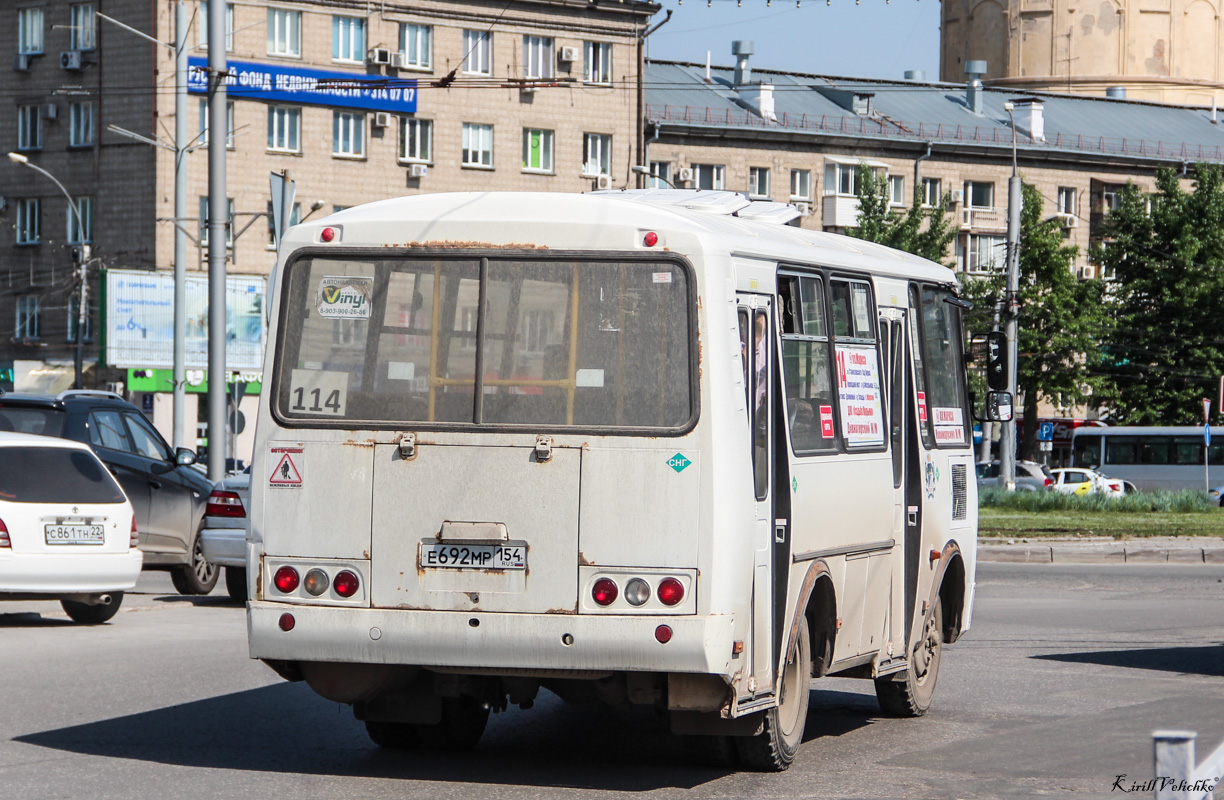 Новосибирская область, ПАЗ-32054 № Е 692 МР 154