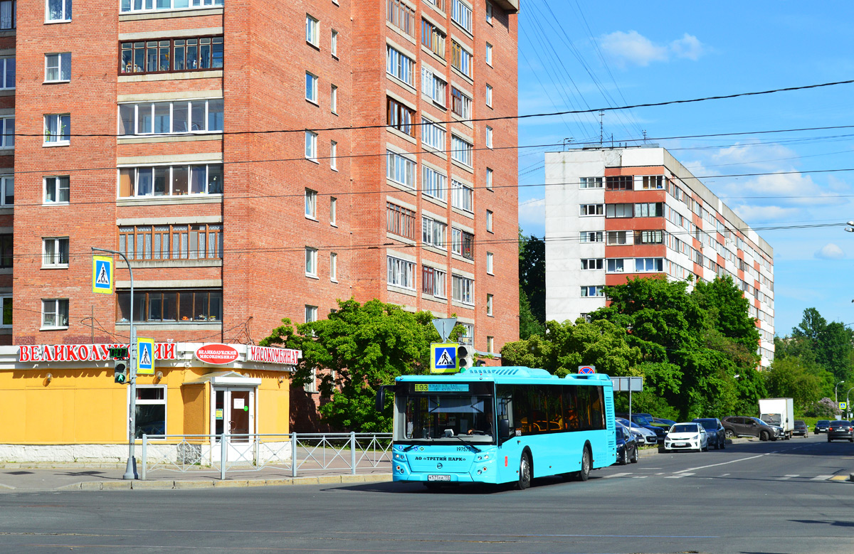 Санкт-Петербург, ЛиАЗ-5292.67 (LNG) № К 575 ХА 198