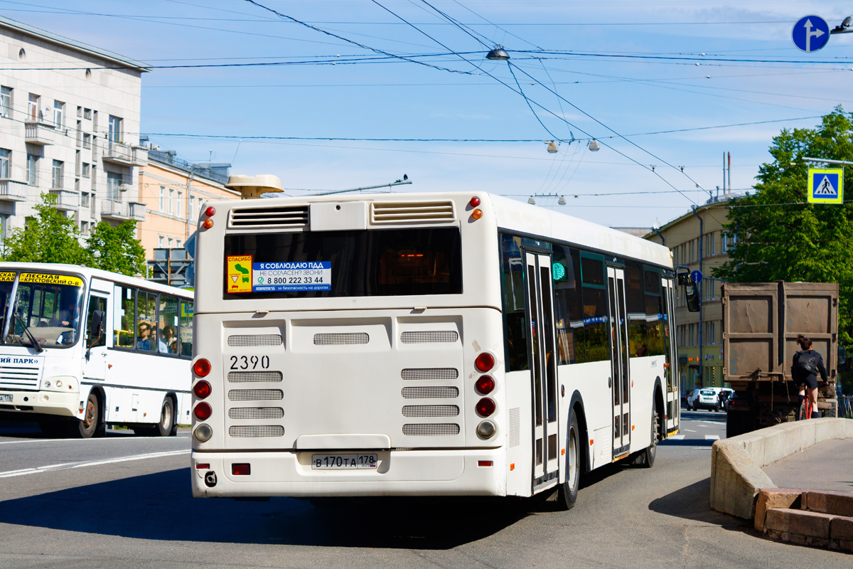 Санкт-Петербург, ЛиАЗ-5292.60 № 2390