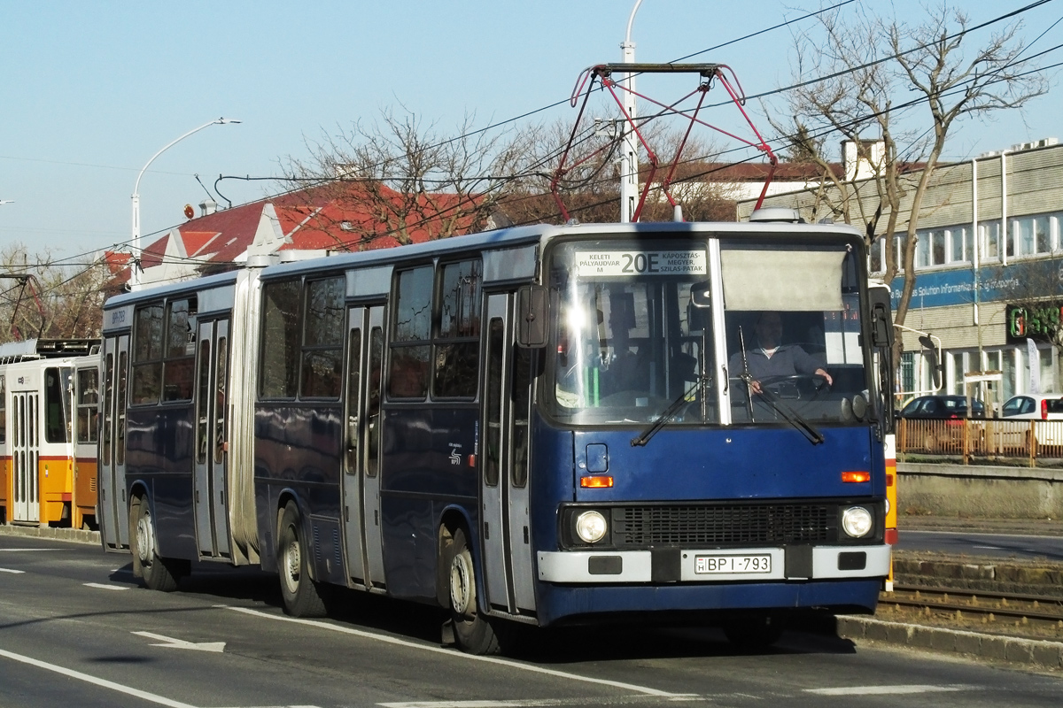 Maďarsko, Ikarus 280.49 č. 17-93