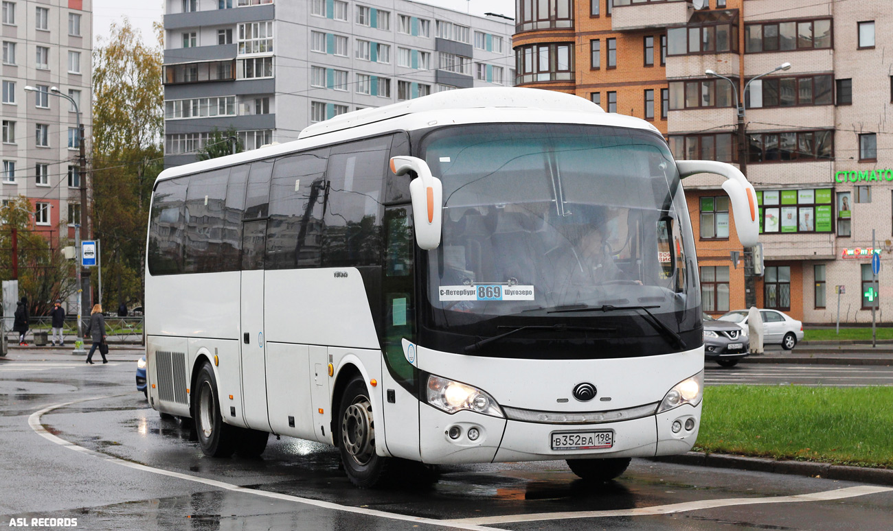 Санкт-Петербург, Yutong ZK6938HB9 № В 352 ВА 198