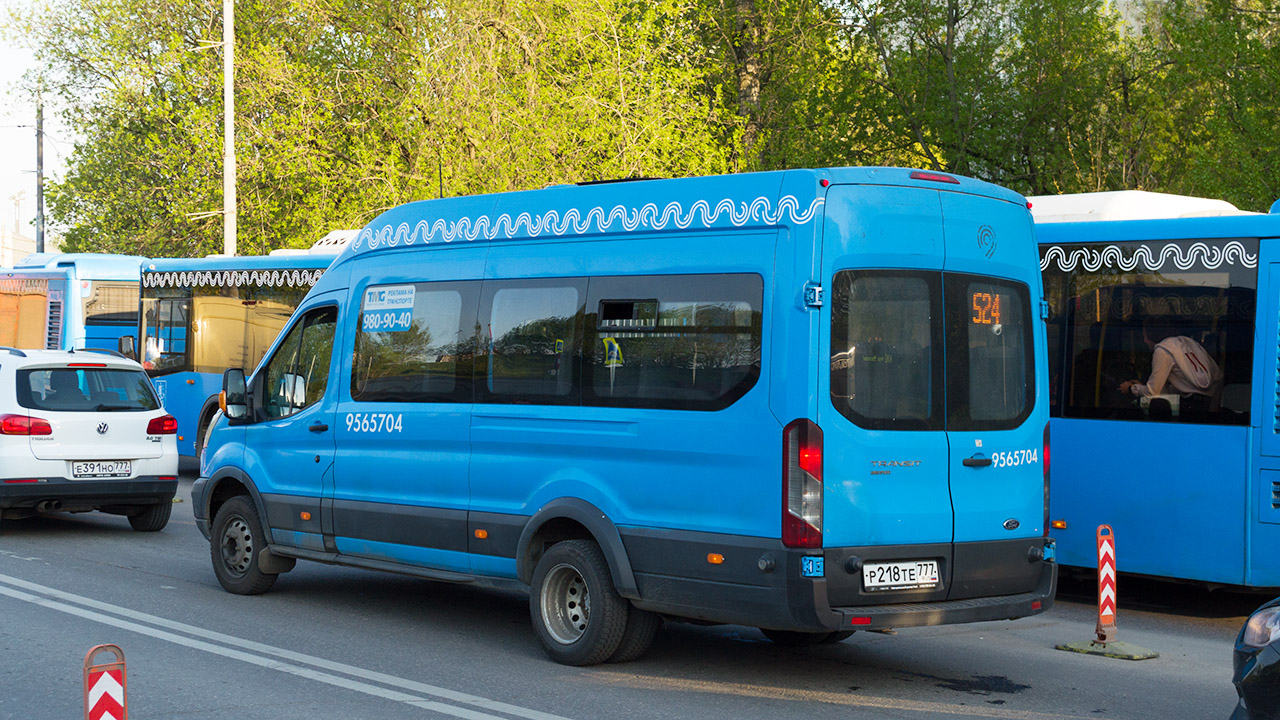 Москва, Ford Transit FBD [RUS] (Z6F.ESG.) № 9565704