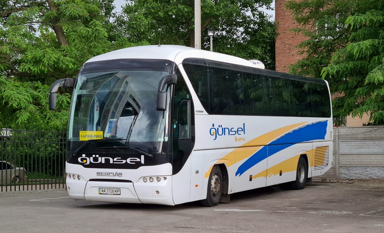 Киев, Neoplan P21 N2216SHD Tourliner SHD № AA 5728 KP