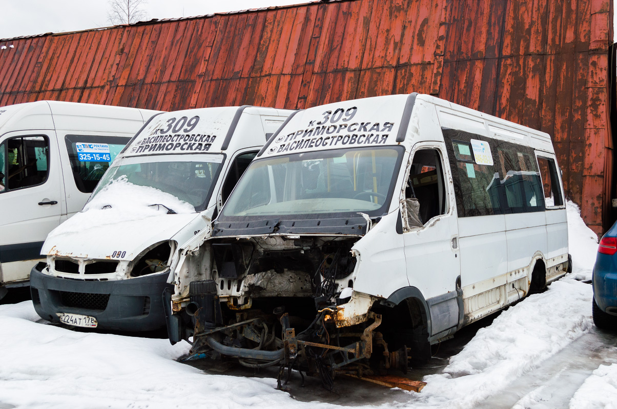 Санкт-Петербург, Нижегородец-2227UT (IVECO Daily) № 069