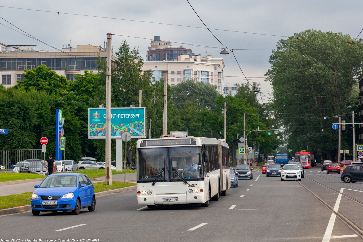 Sankt Petersburg, LiAZ-6213.20 Nr 2607